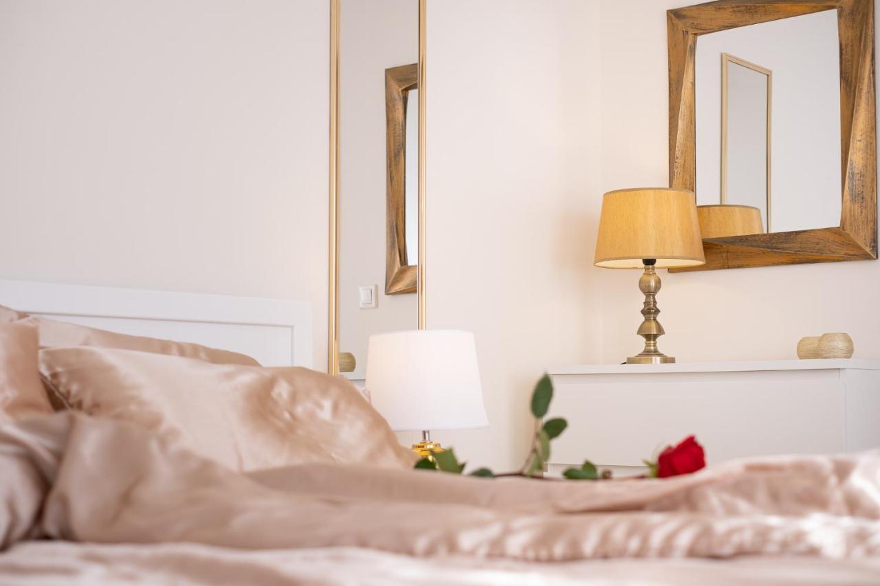 Nadiona Suites Red & Cream Corfu  外观 照片