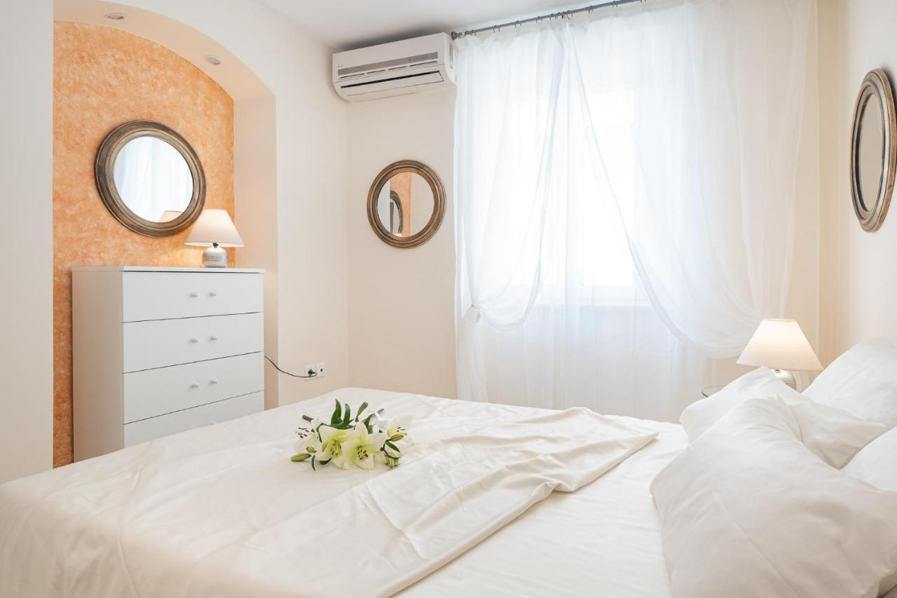 Nadiona Suites Red & Cream Corfu  外观 照片