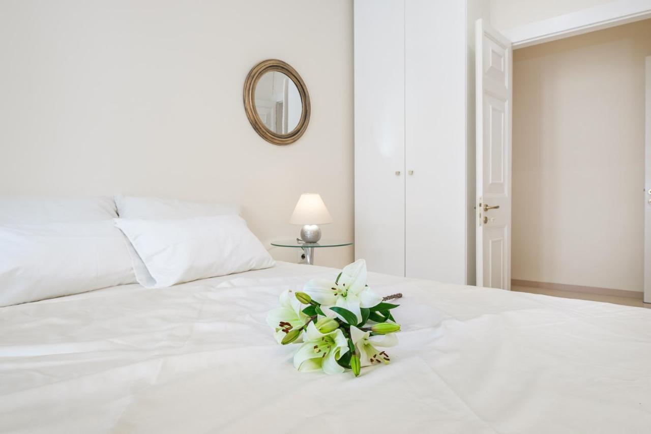 Nadiona Suites Red & Cream Corfu  外观 照片