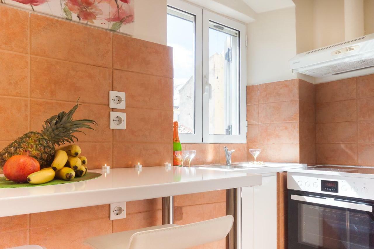 Nadiona Suites Red & Cream Corfu  外观 照片