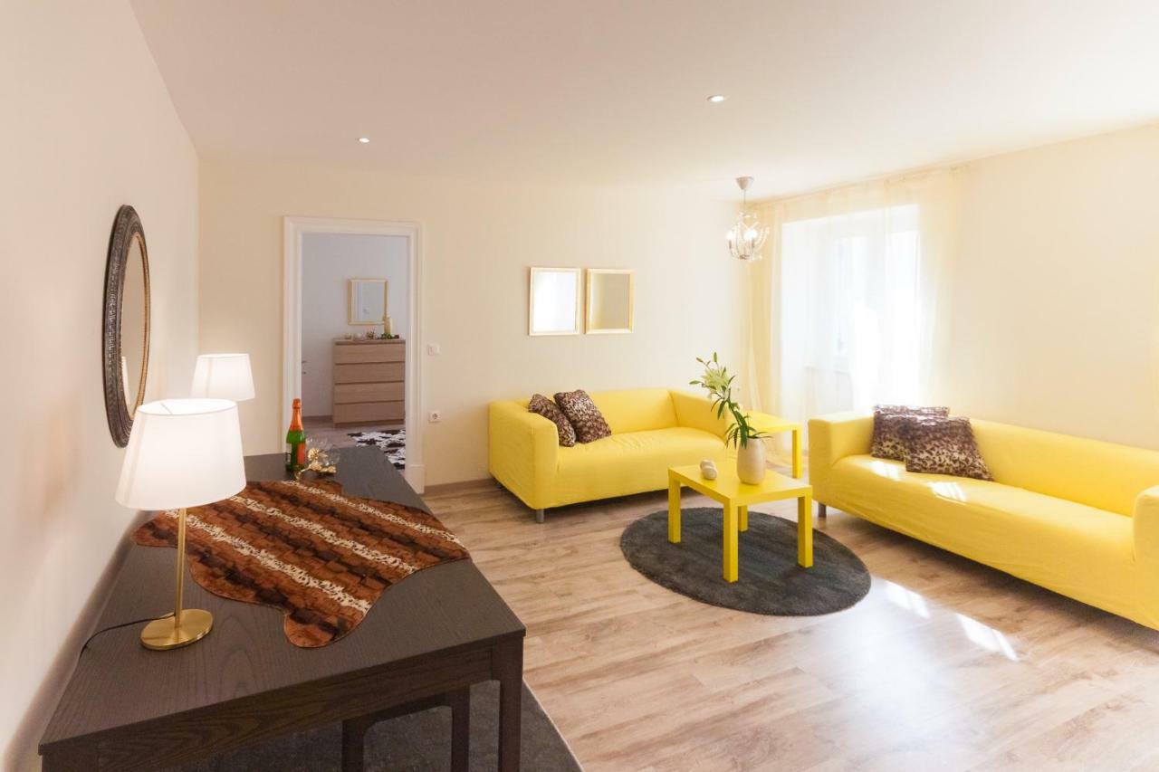 Nadiona Suites Red & Cream Corfu  外观 照片